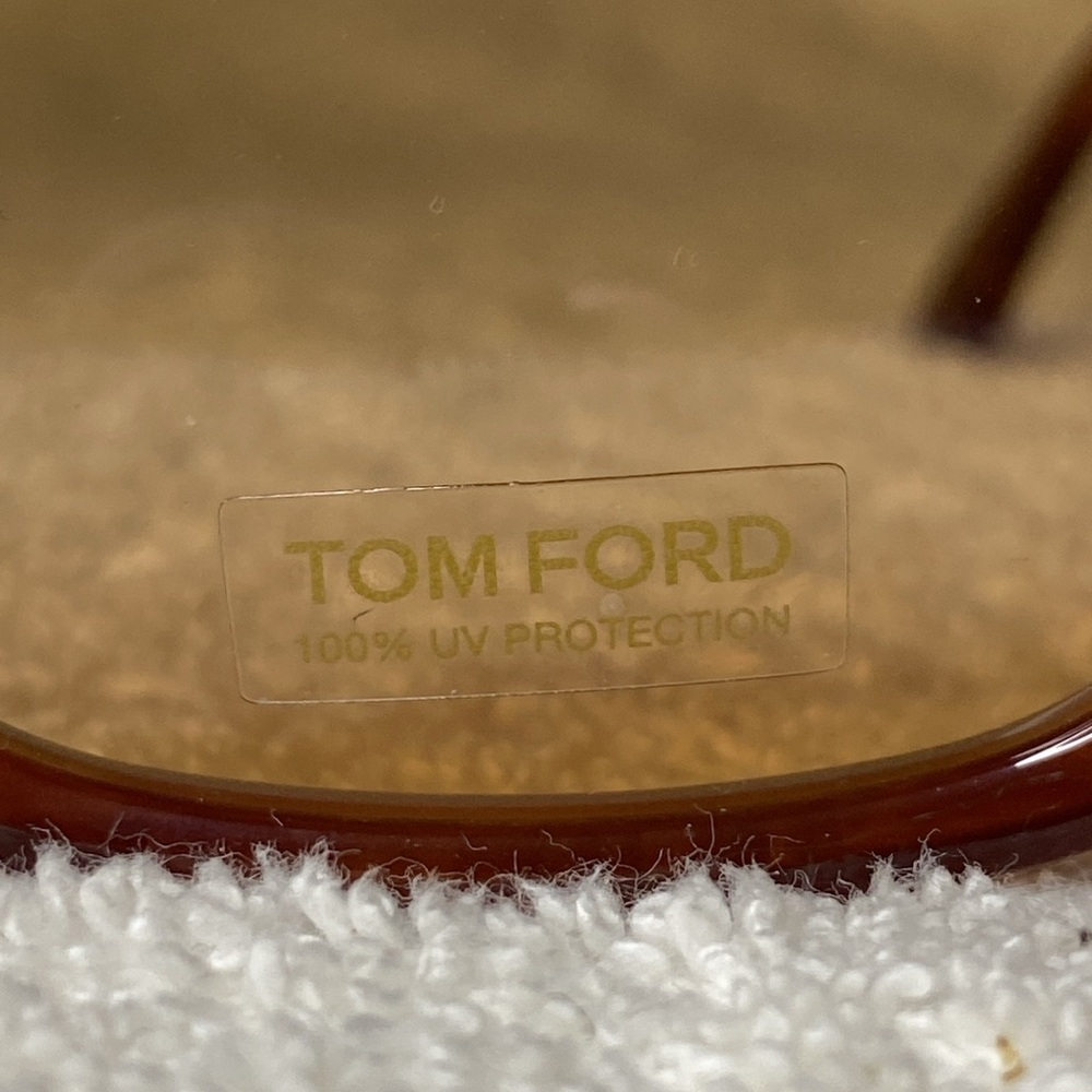 NEW IN BOX Tom Ford Hanley 57mm Photochromic Butterfly Sunglasses [In Box] - Picture 10 of 14
